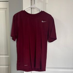 Nike Men's Burgundy Short Sleeve Tee